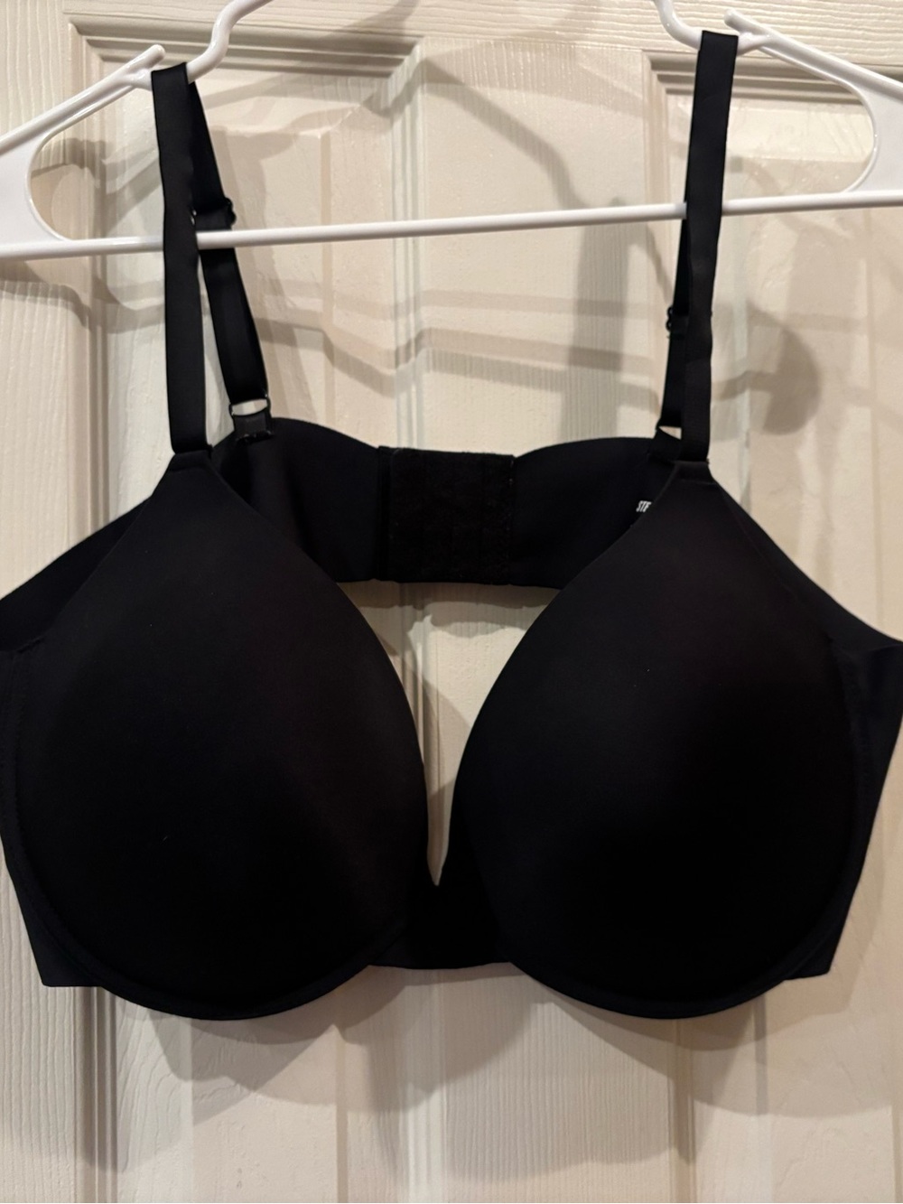 Steve Madden 42 C black bra! Very good condition basically new!